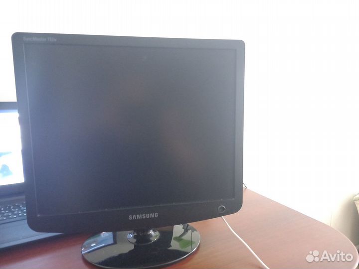 Монитор Samsung 732n 17