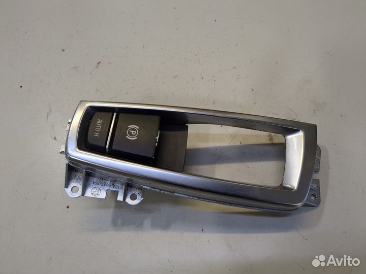 Кнопка стояночного тормоза BMW 5 F07 Gran Turismo