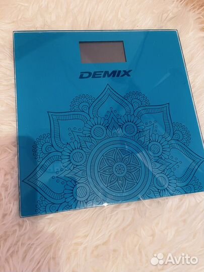 Весы наполные demix, тарелки