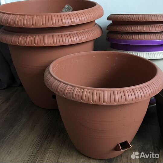 Горшки цветочные от 5.5 л до 29 л с поддонами