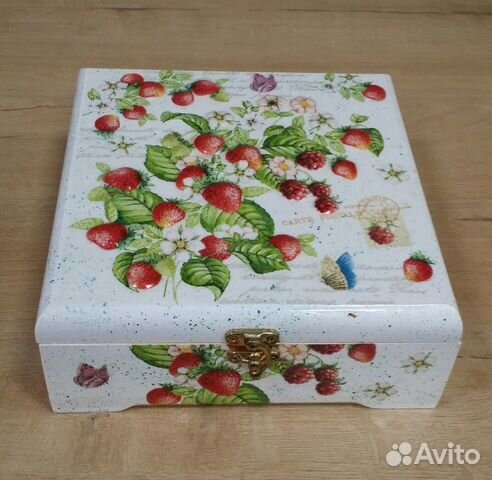 Шкатулка деревянная