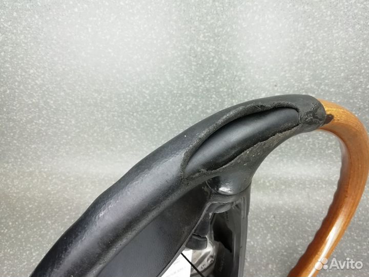 1881451 Рулевое колесо кожа дерево scania