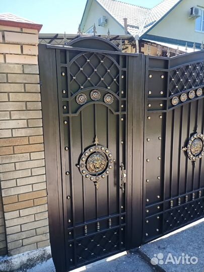 Кованые ворота