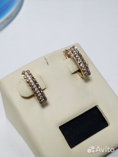 Золотые серьги 375 пробы