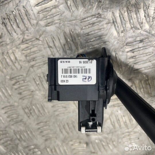 Подрулевой переключатель дворников Volkswagen