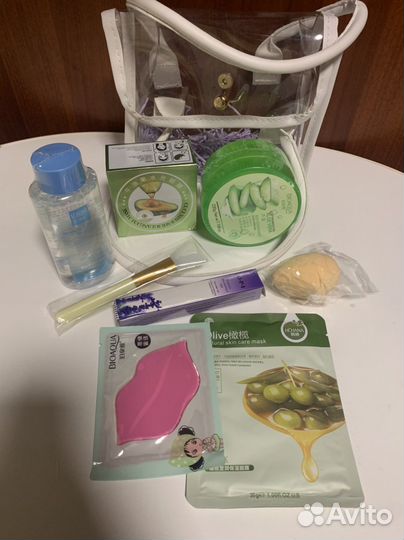 Подарочный набор косметики новый