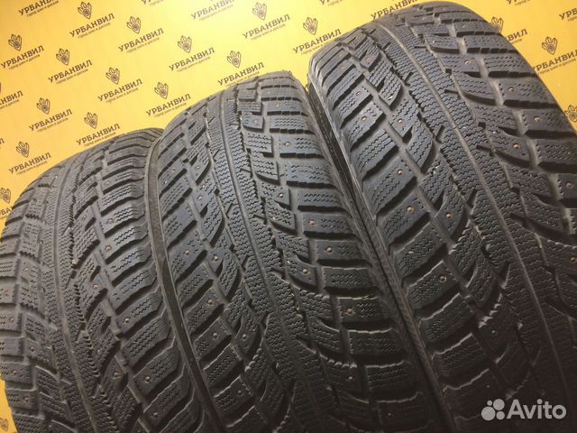 Kumho I'Zen RV Stud KC16 235/65 R17 108Q