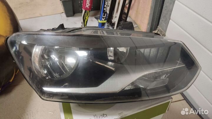 Фара правая VW Polo (фольксваген поло)