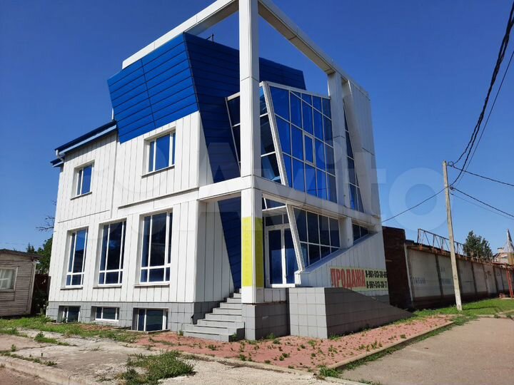 Торговое помещение, 423 м²