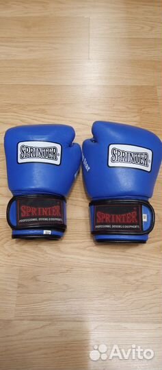 Боксерские перчатки размер 10Z