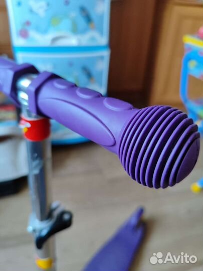 Детский трёхколёсный самокат