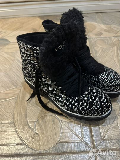Ботинки женские