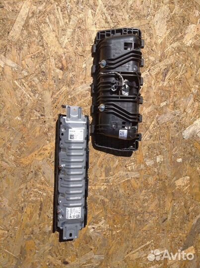 Подушка безопасности коленная G11 G12