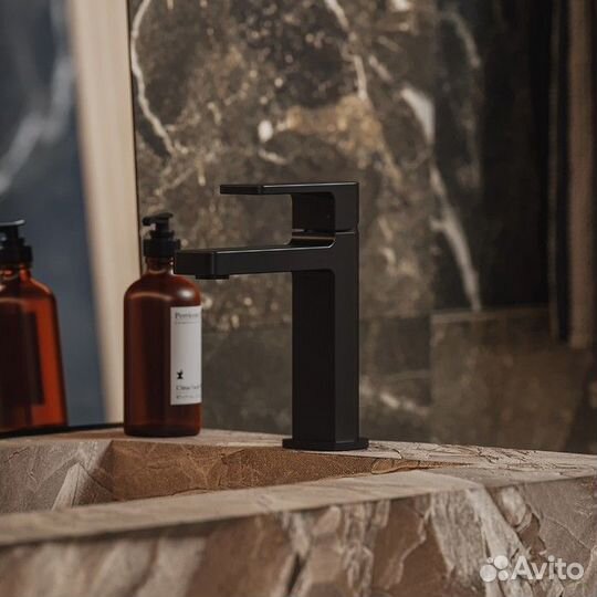 Смеситель для умывальника omnires