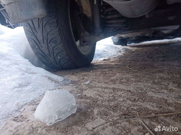 Задние стойки Daewoo nexia