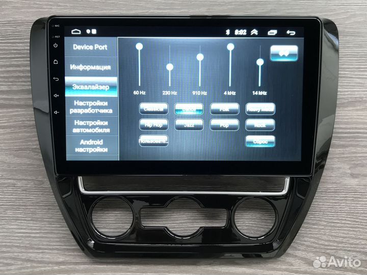 Магнитола Volkswagen Jetta 6 с камерой