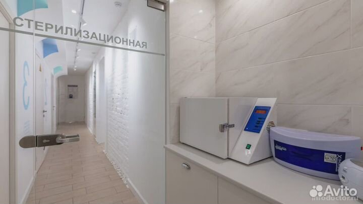 Администратор на ресепшен