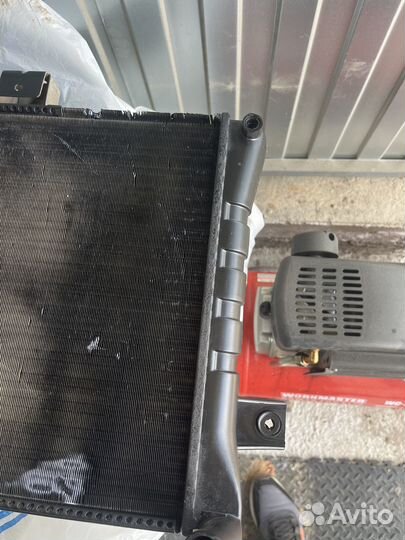 Продам радиатор на ниву