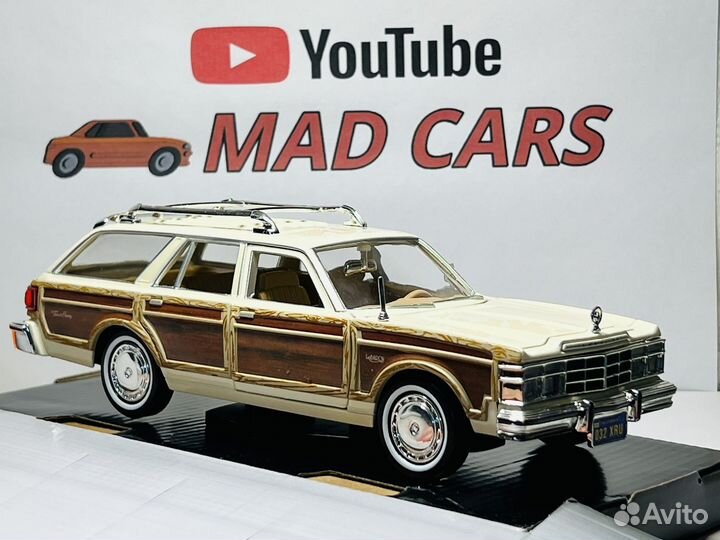 Chrysler LeBaron 1:24