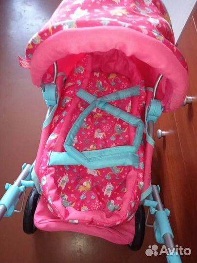 Коляска кукольная