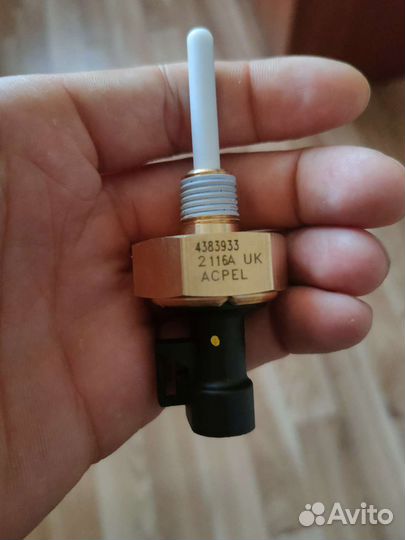 Датчик уровня охлаждающей жидкости для Cummins