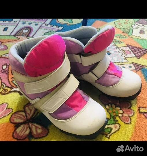 Ботинки лыжные для девочки