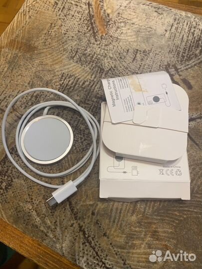 Беспроводная зарядка для сотовых телефонов