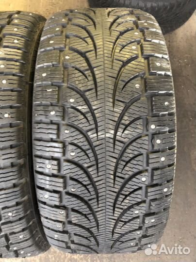 Pirelli Winter Carving Edge 245/45 R19 и 275/40 R19 105T