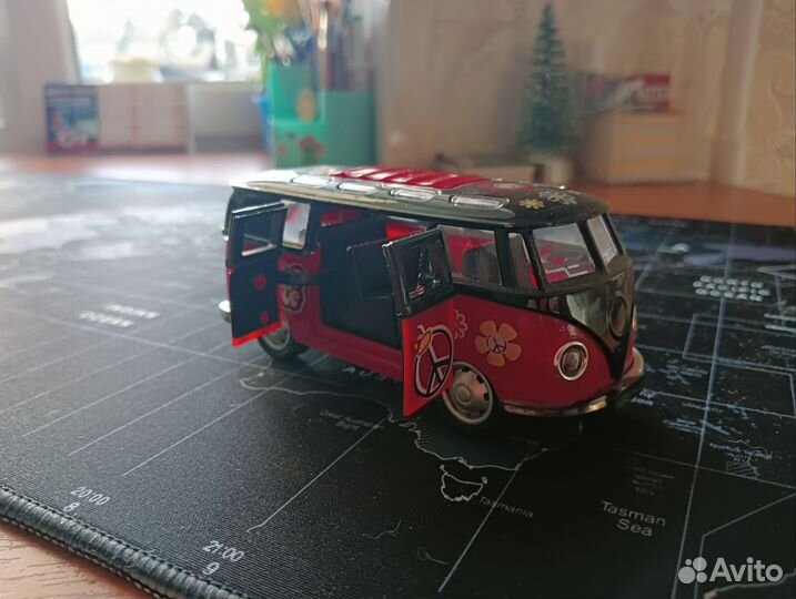 Игрушечные машинки