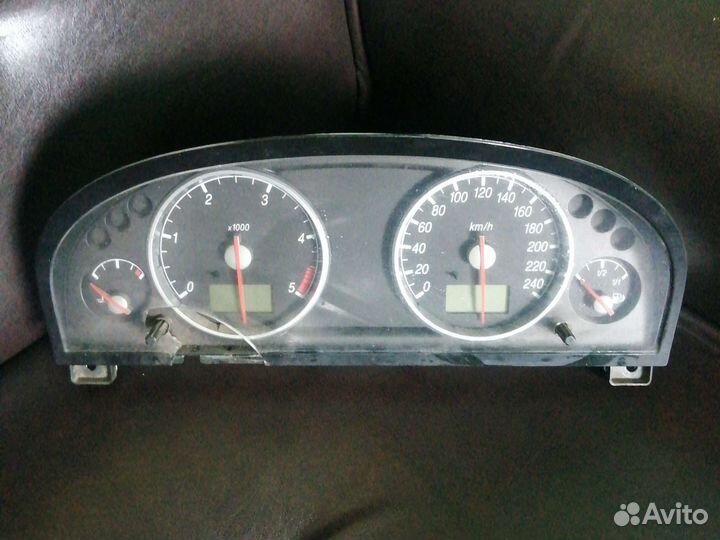 Панель приборов Ford Mondeo 3