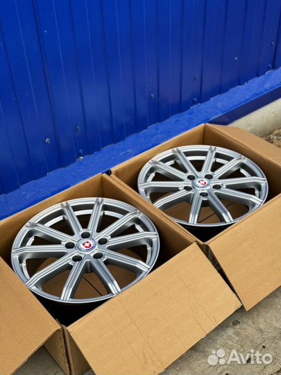 Диски R 16 5*114.3 ет 39 HRE Серебро