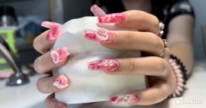 Наращивание ногтей