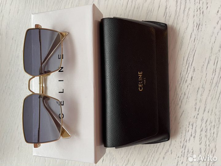 Солнцезащитные очки