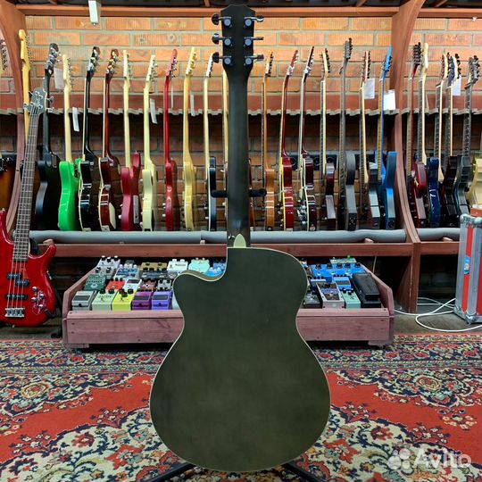 Акустическая гитара Taka TA402C Dreadnought