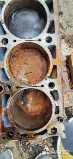 Блок цилиндров Ssang Yong Rexton