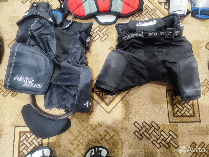 Детская хоккейная форма: трусы хоккейные