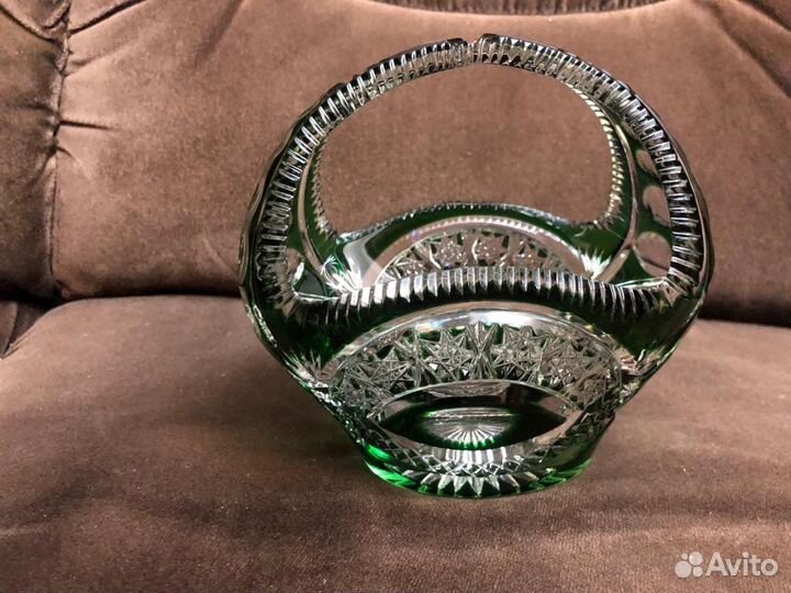 Вазы из цветного хоусталя