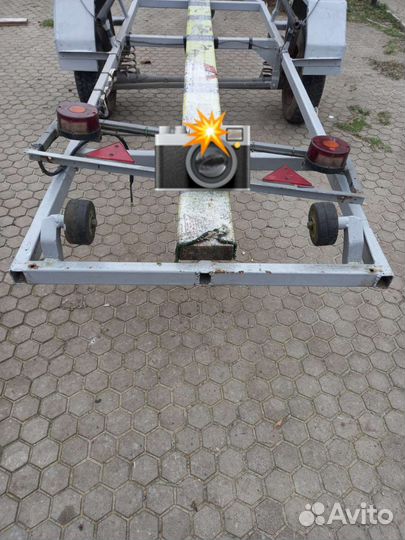 Лодочный прицеп