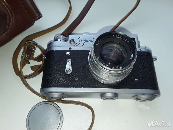 Плёночный фотоаппарат Зоркий - 4 1963 год
