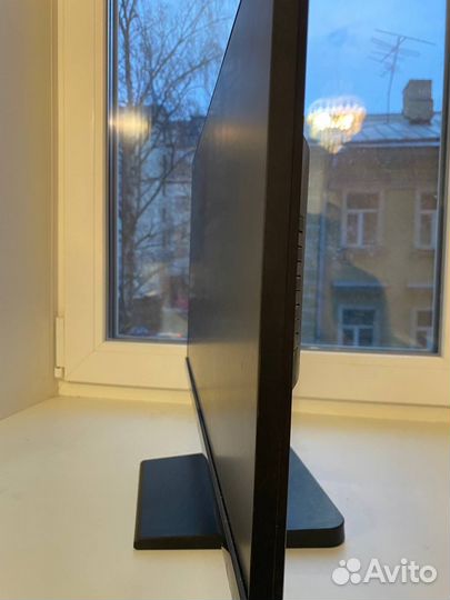 Монитор LG 24”