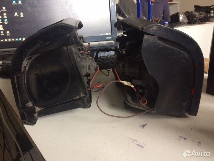 Фонарь правый/левый Mitsubishi Pajero/Montero II