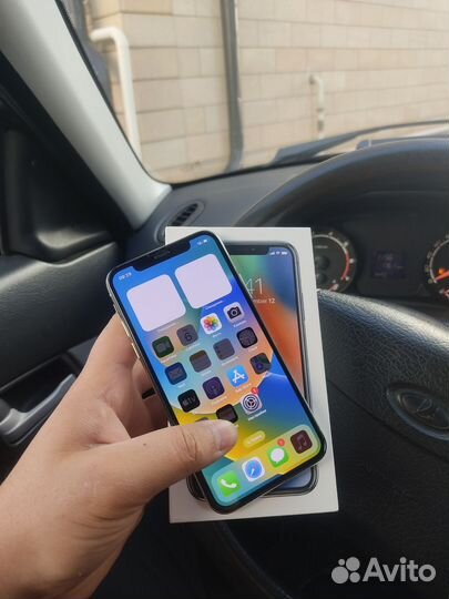 iPhone X, 256 ГБ
