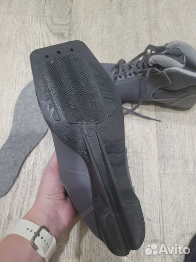 Лыжные ботинки 37размер