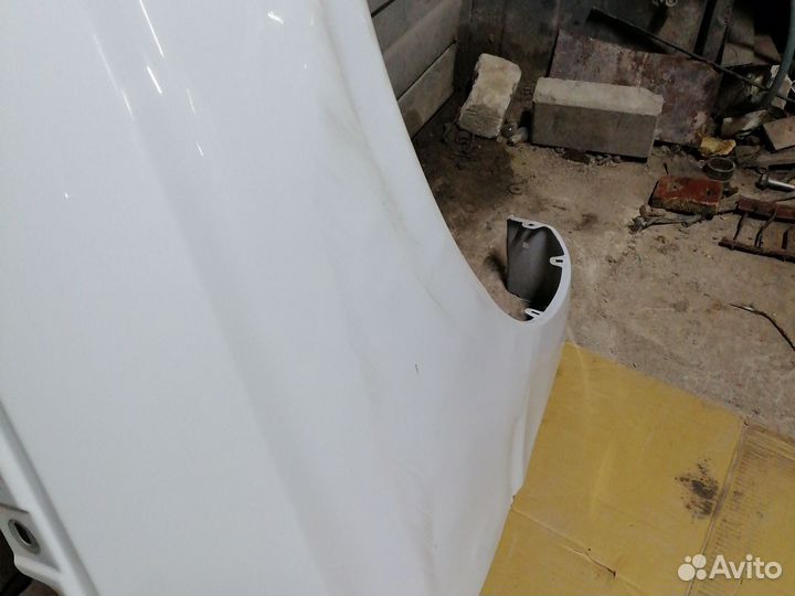 Крыло лада веста