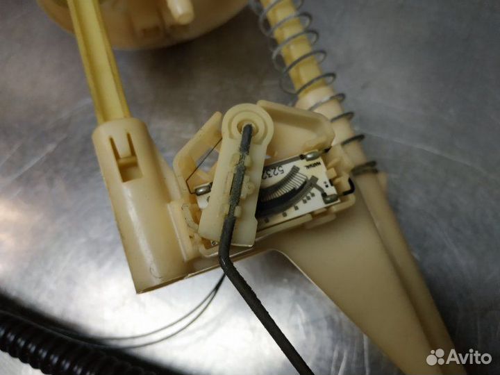 Датчик уровня топлива Nissan Qashqai+2 JJ10E