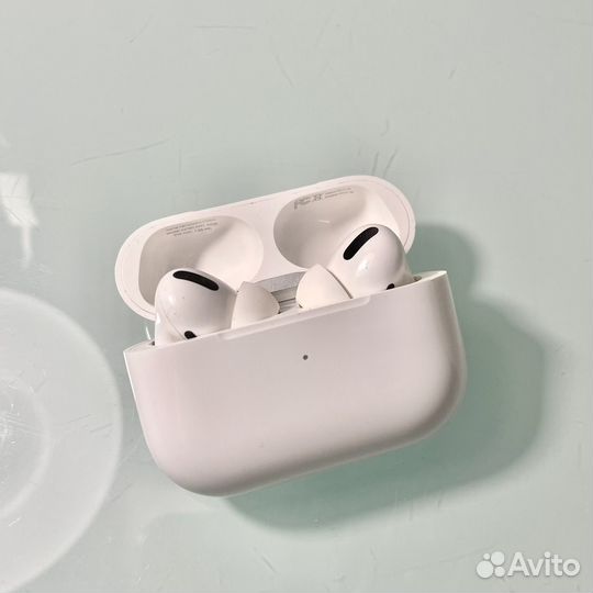 Наушники Apple AirPods Pro MagSafe