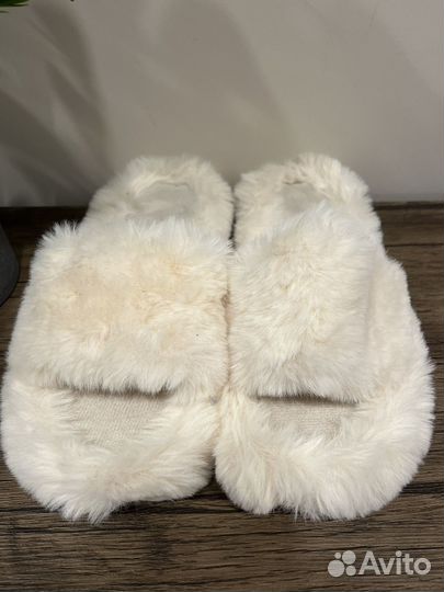 Меховые тапочки