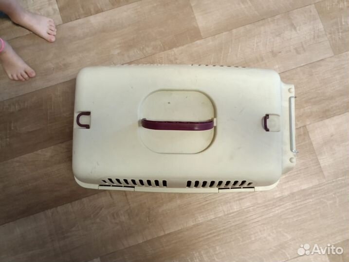 Переноска для кошек пластиковая