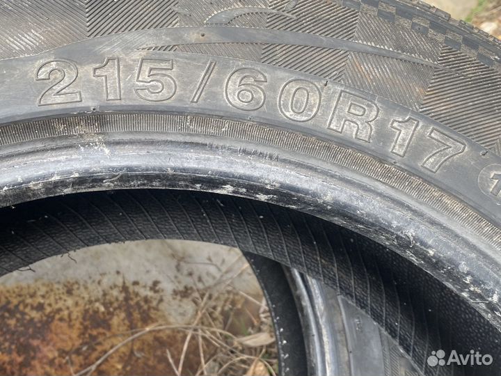 DoubleStar DS01 215/60 R17 100H