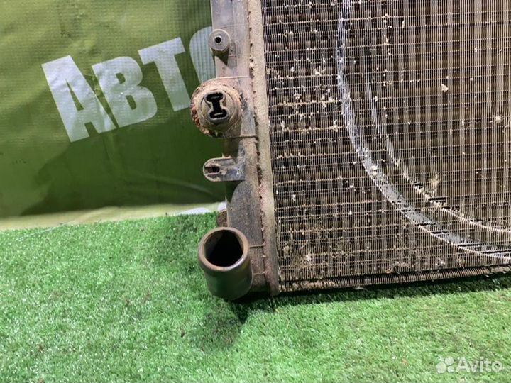 Радиатор охлаждения двигателя Renault Logan LS0